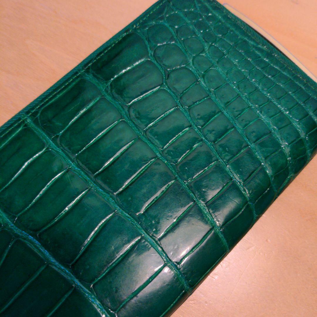 池田工芸100万円がはいる長財布クロコダイルダブルゴールドパイソンモデルグリーン