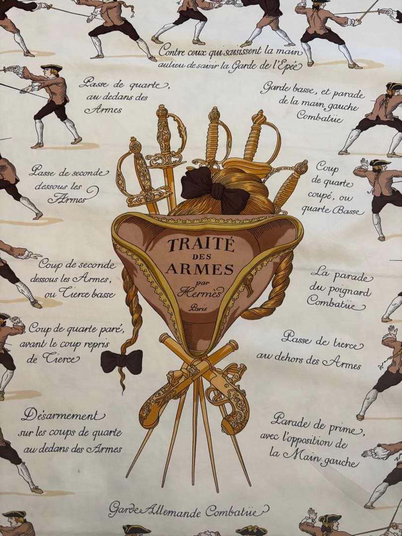 【HERMÈS】スカーフ カレ90 フェンシング柄