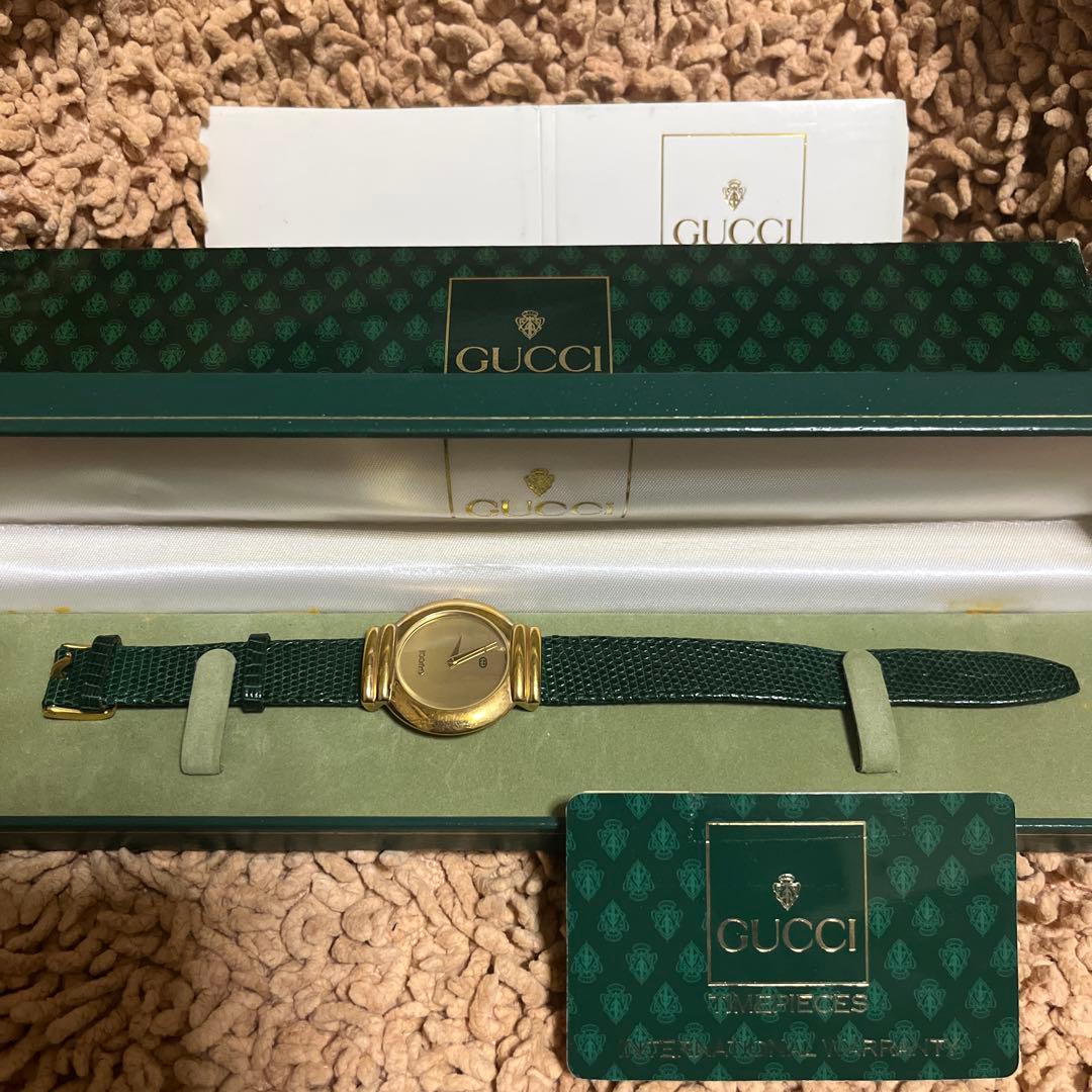 ジャンクオールド GUCCI 腕時計 ゴールド×グリーン レザー箱、販売証明書付