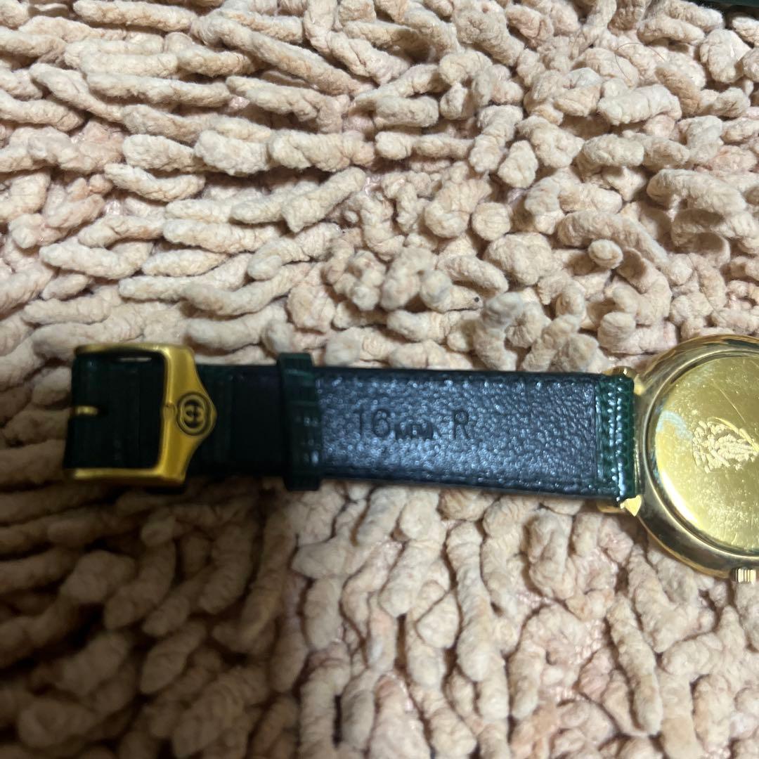ジャンクオールド GUCCI 腕時計 ゴールド×グリーン レザー箱、販売証明書付