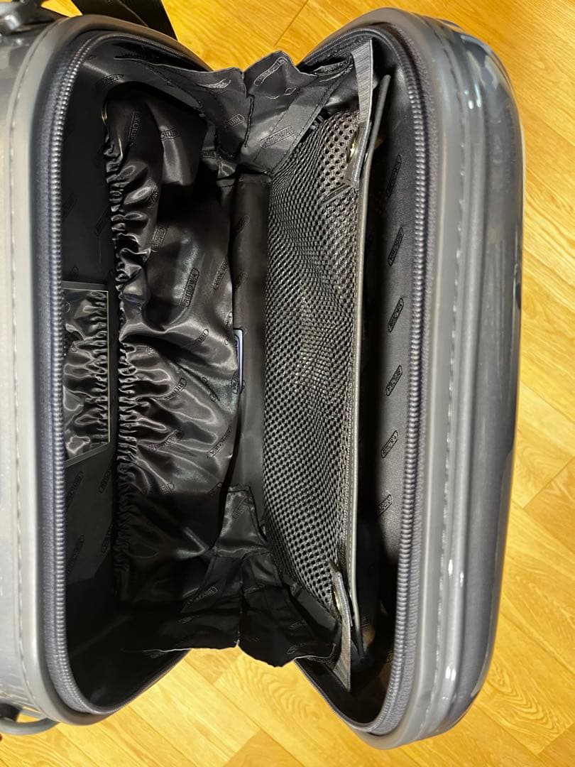 リモワ RIMOWA サルサ デラックス ビューティーケース13L グレー