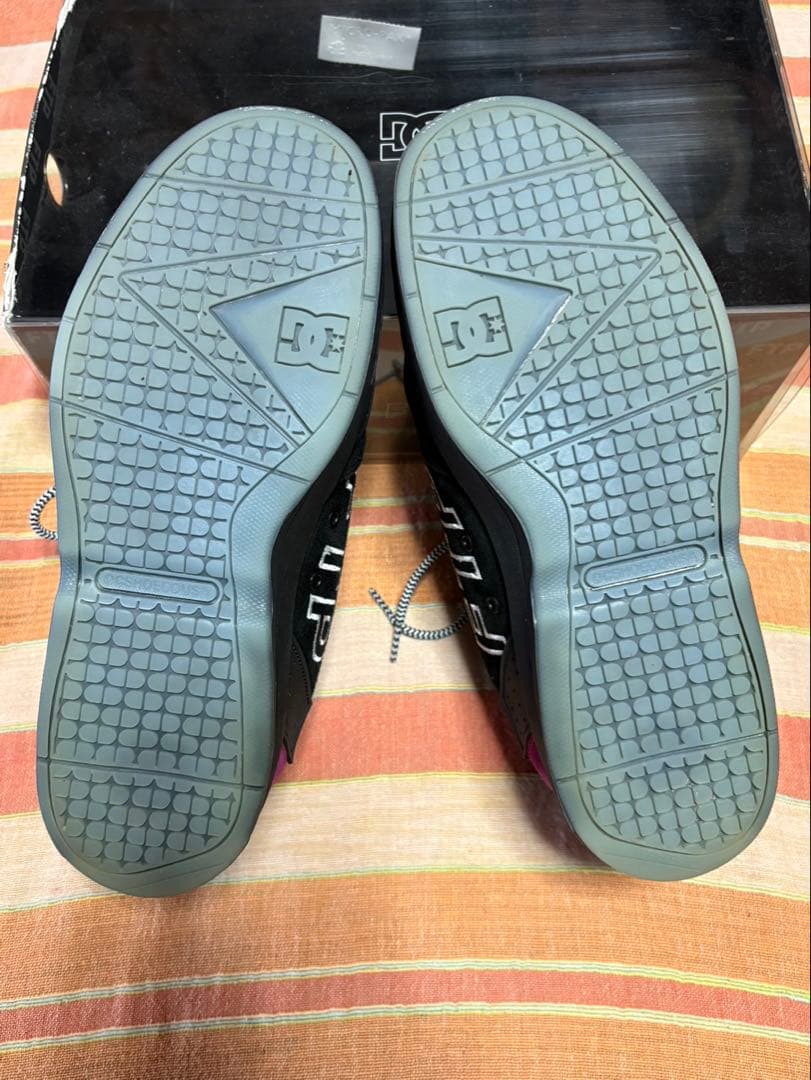 FTP ×DC SYNTAXスニーカー