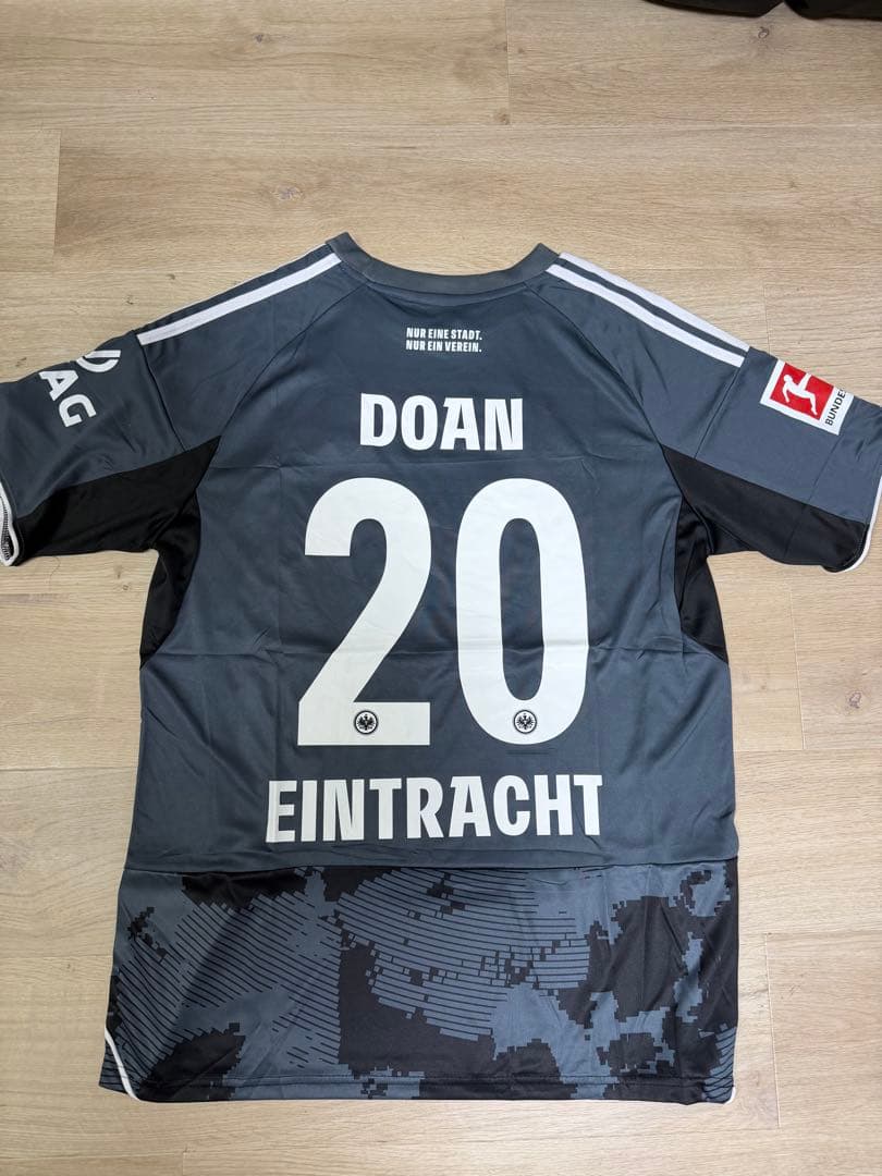 フランクフルト　ユニフォーム　堂安律　L