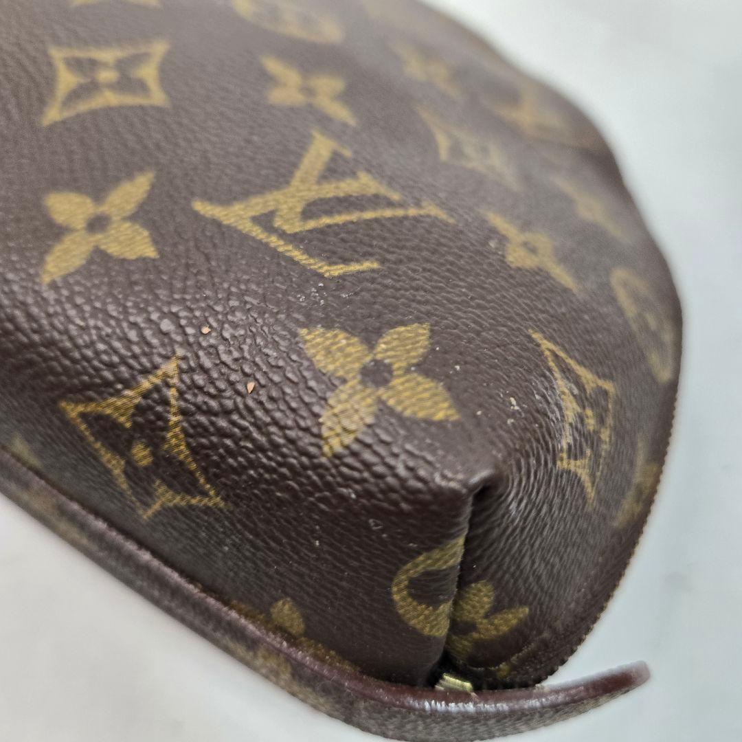 美品 LOUIS VUITTON モノグラム トゥルース ドゥミロンド ポーチ