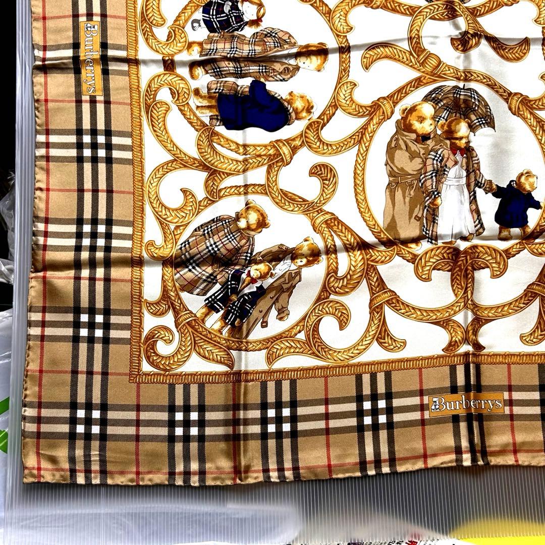 d*7様 71655 BURBERRY シルクスカーフ　未使用品　86×86cm