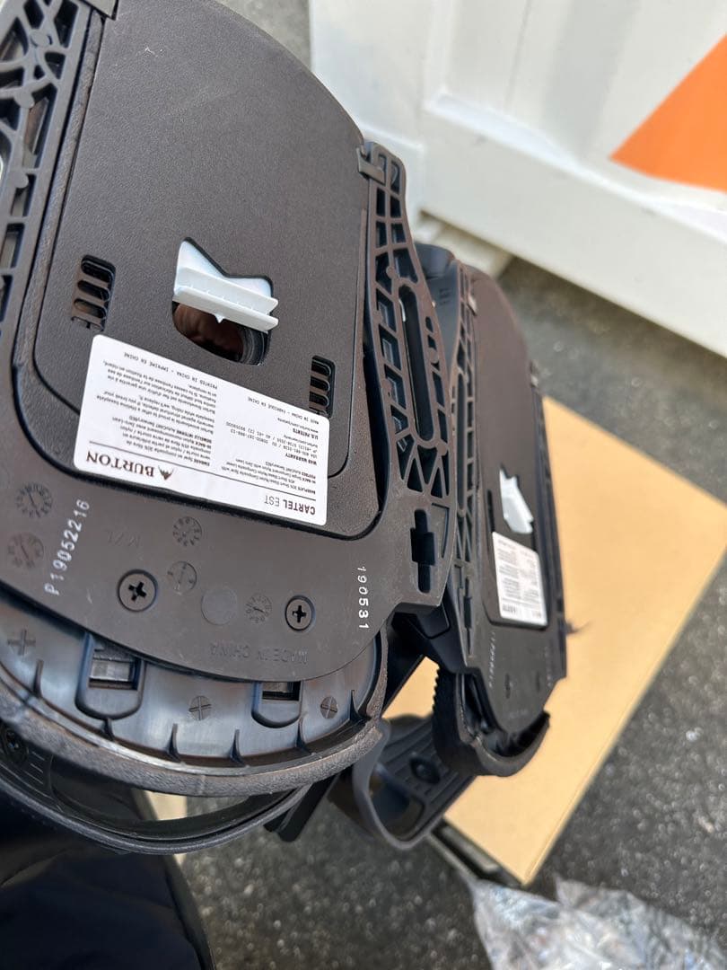 バートンBurton カーテルバインディング　サイズM新品未使用