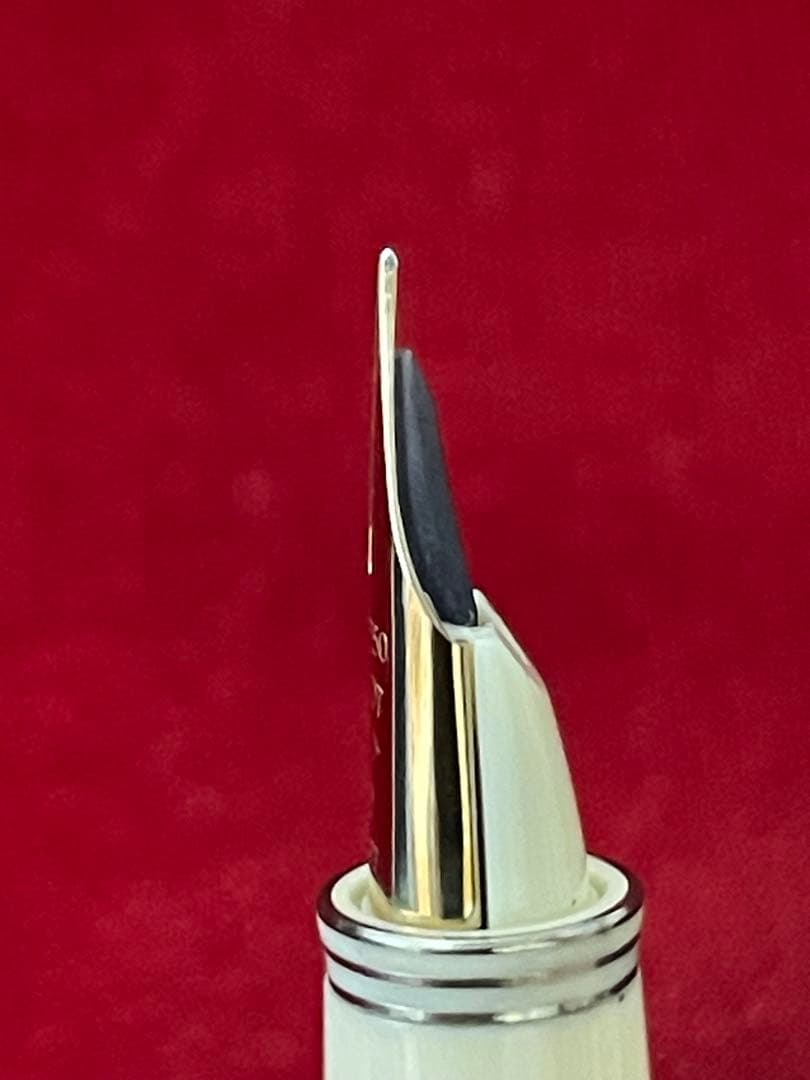 ⚪︎新品未使用　パイロット　レディ　18K　F　1977年製造　美品