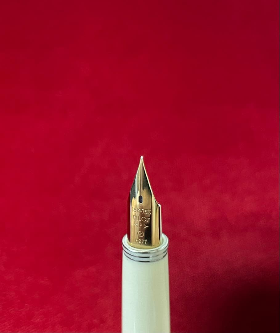 ⚪︎新品未使用　パイロット　レディ　18K　F　1977年製造　美品