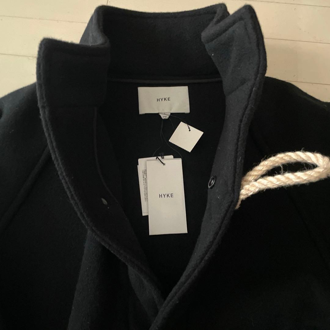 【HYKE(ハイク)】 DOUBLE FACE DUFFEL JACKET 01