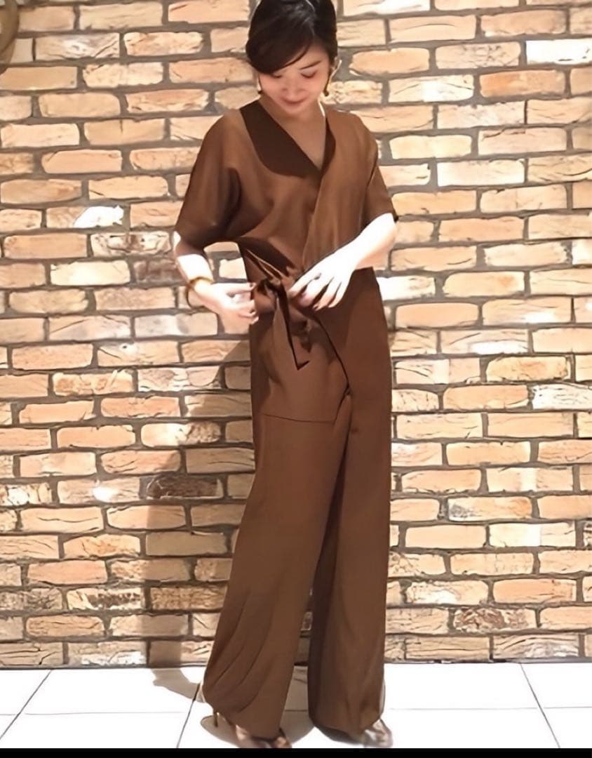 辺見エミリ着用plagdeオールインワン美品