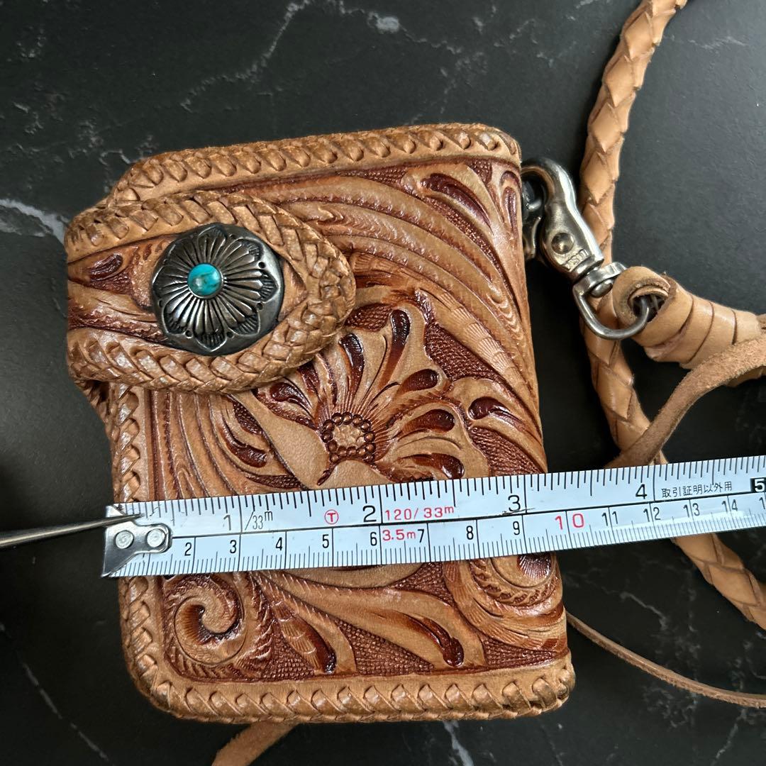 mud monkey 彫刻デザイン バイカーズウォレット 二つ折り財布