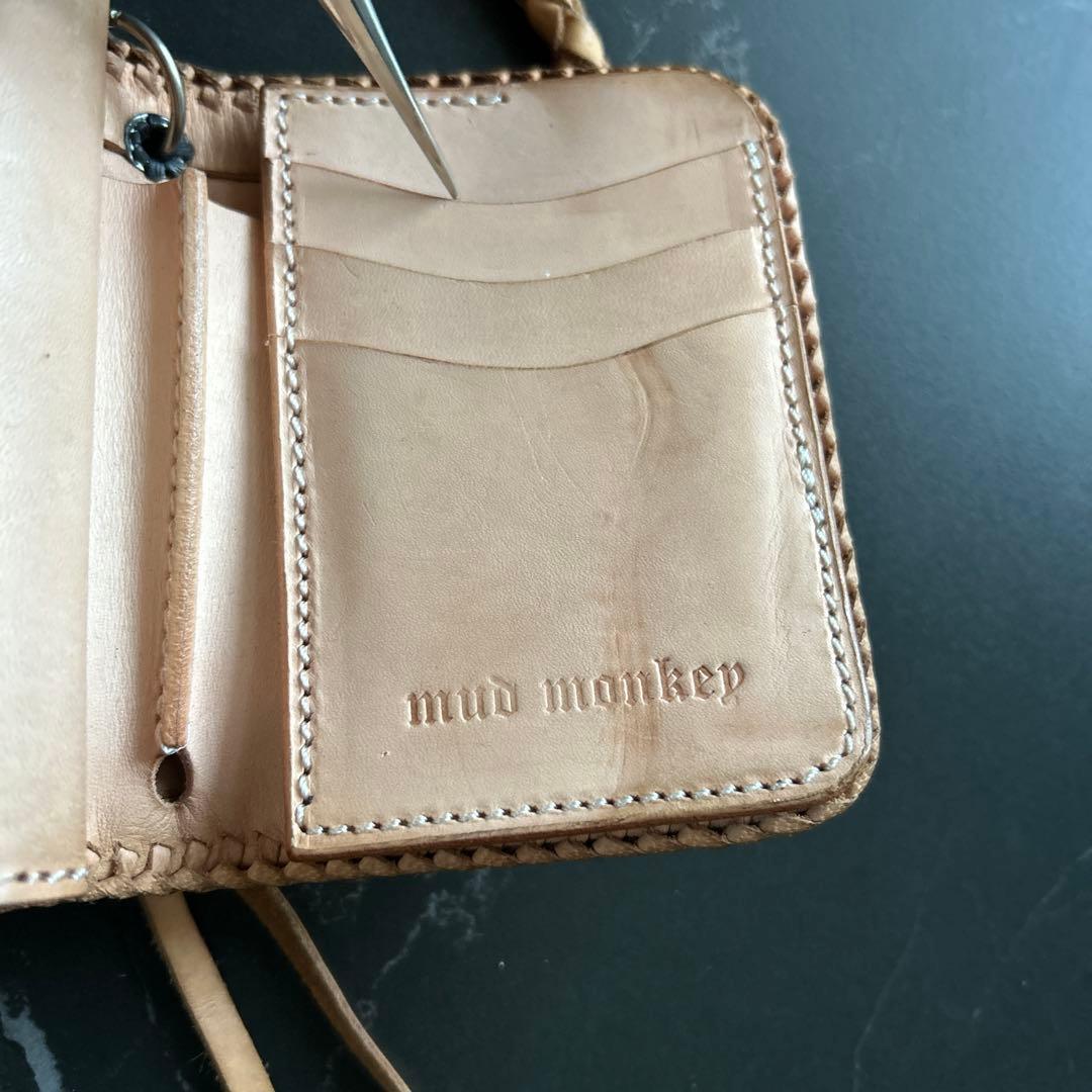 mud monkey 彫刻デザイン バイカーズウォレット 二つ折り財布