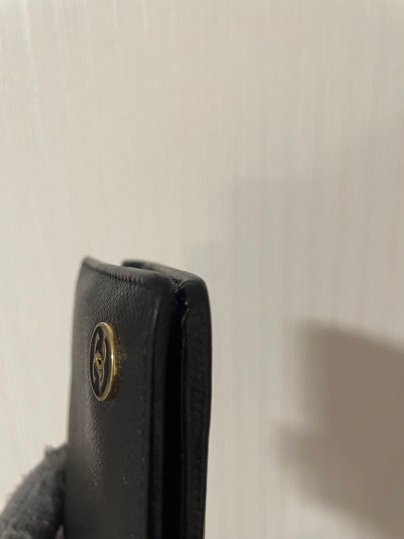 国内正規品　CHANEL シャネル　二つ折り財布　黒　キャビアスキン　ココマーク
