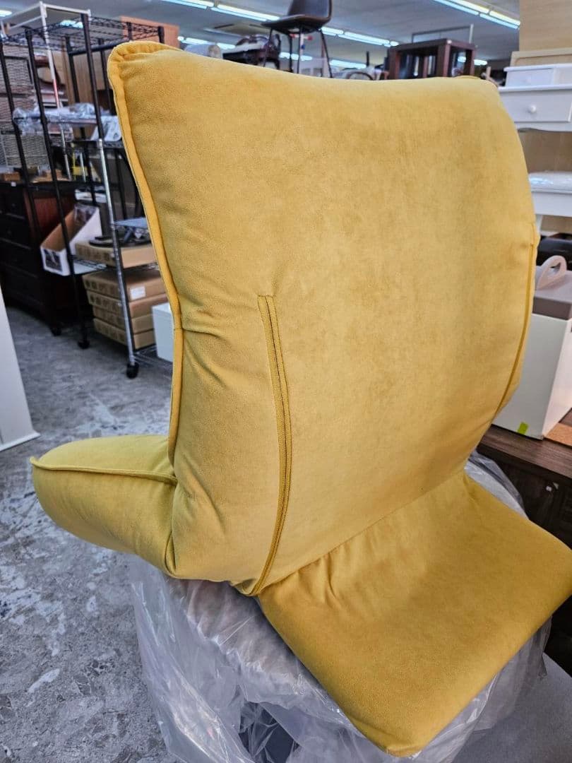 いつでも背もたれ　肘付き　クッション　YE色