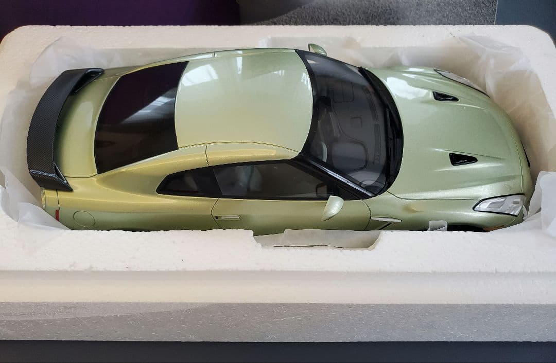 2022 R35 GTR Tスペック 京商 1/18モデル 新品