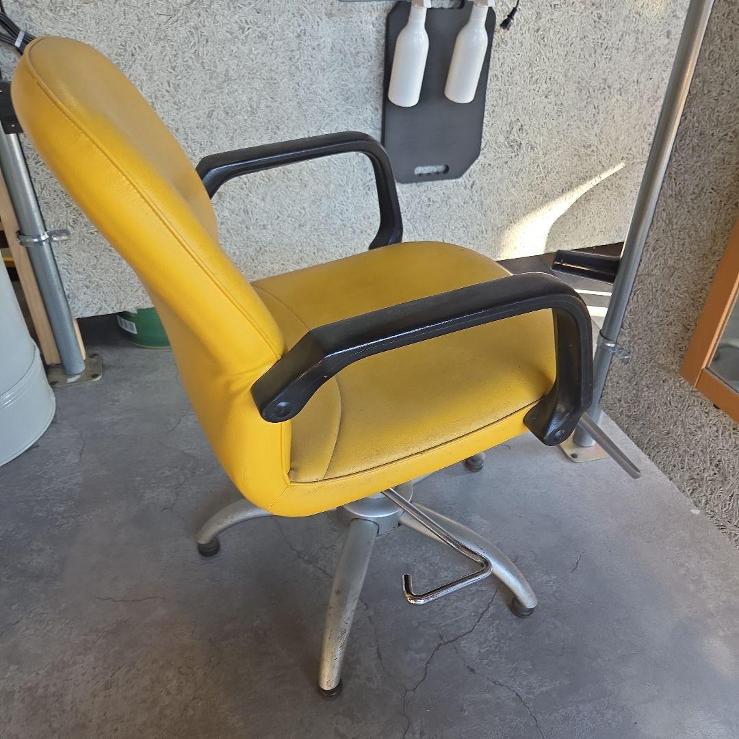 【ジャンク品】カットチェア