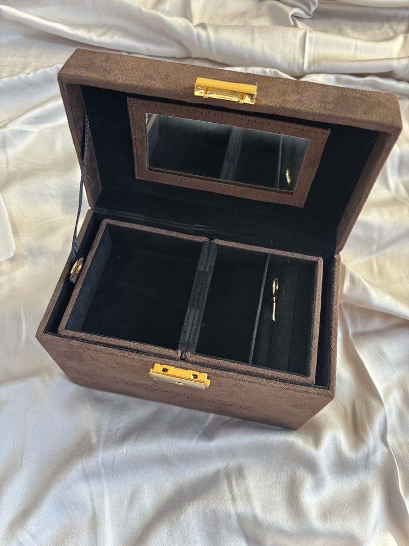 イヴサンローラン ジュエリーボックス