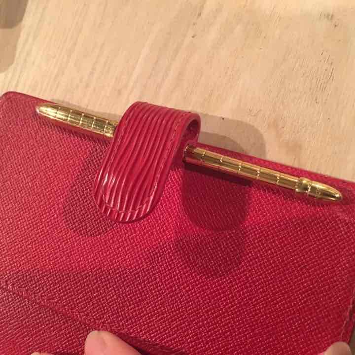 ルイヴィトン 手帳とボールペン