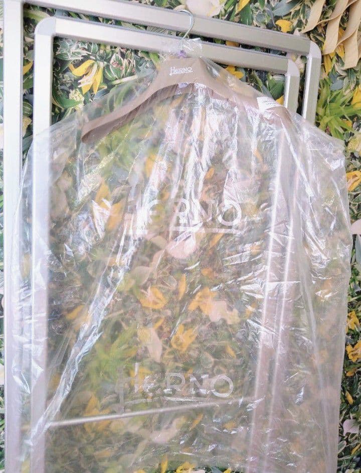 g*n様 再値下げ♪ 新品タグ付 ヘルノ ベロア調ダウンジャケット 38 ベージ