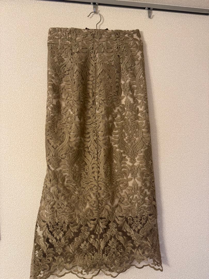 anuans エンブロイダリーレーススカート　ベージュ　XS