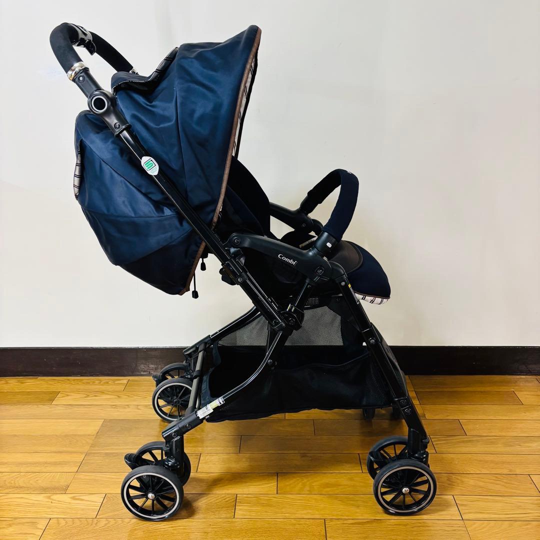 Combi スゴカル4キャス コンパクト エッグショック ネイビー