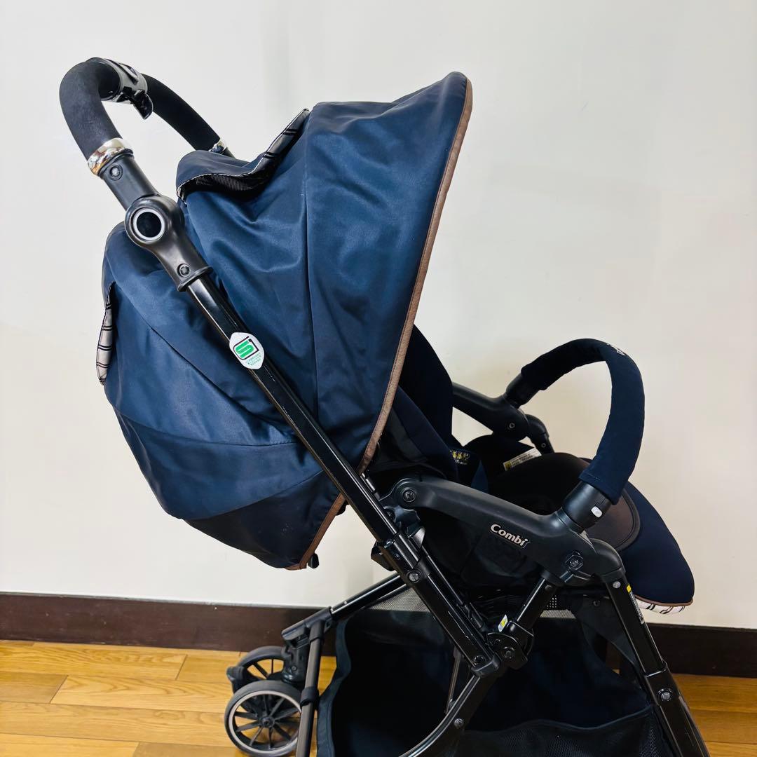 Combi スゴカル4キャス コンパクト エッグショック ネイビー