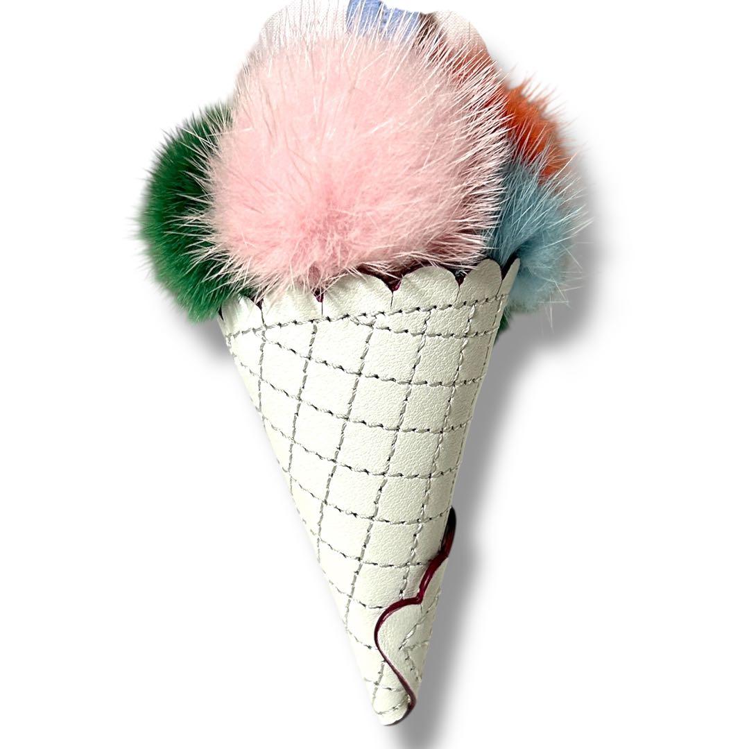 【美品】FENDI フェンディ チャーム キーホルダー アイスクリーム ファー