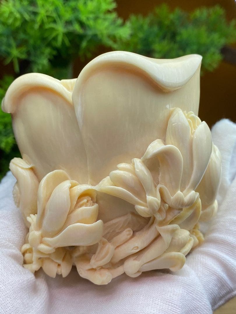 天然マンモス牙美しい手作り彫刻花開富貴置物