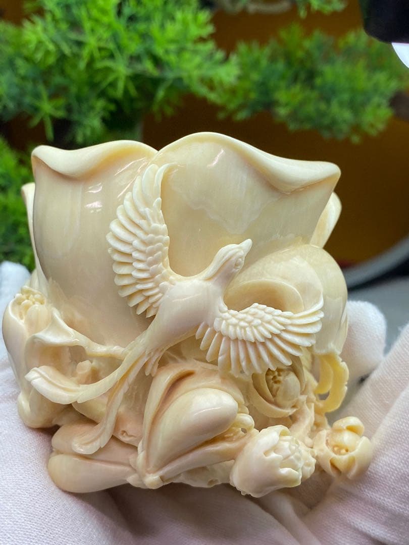 天然マンモス牙美しい手作り彫刻花開富貴置物