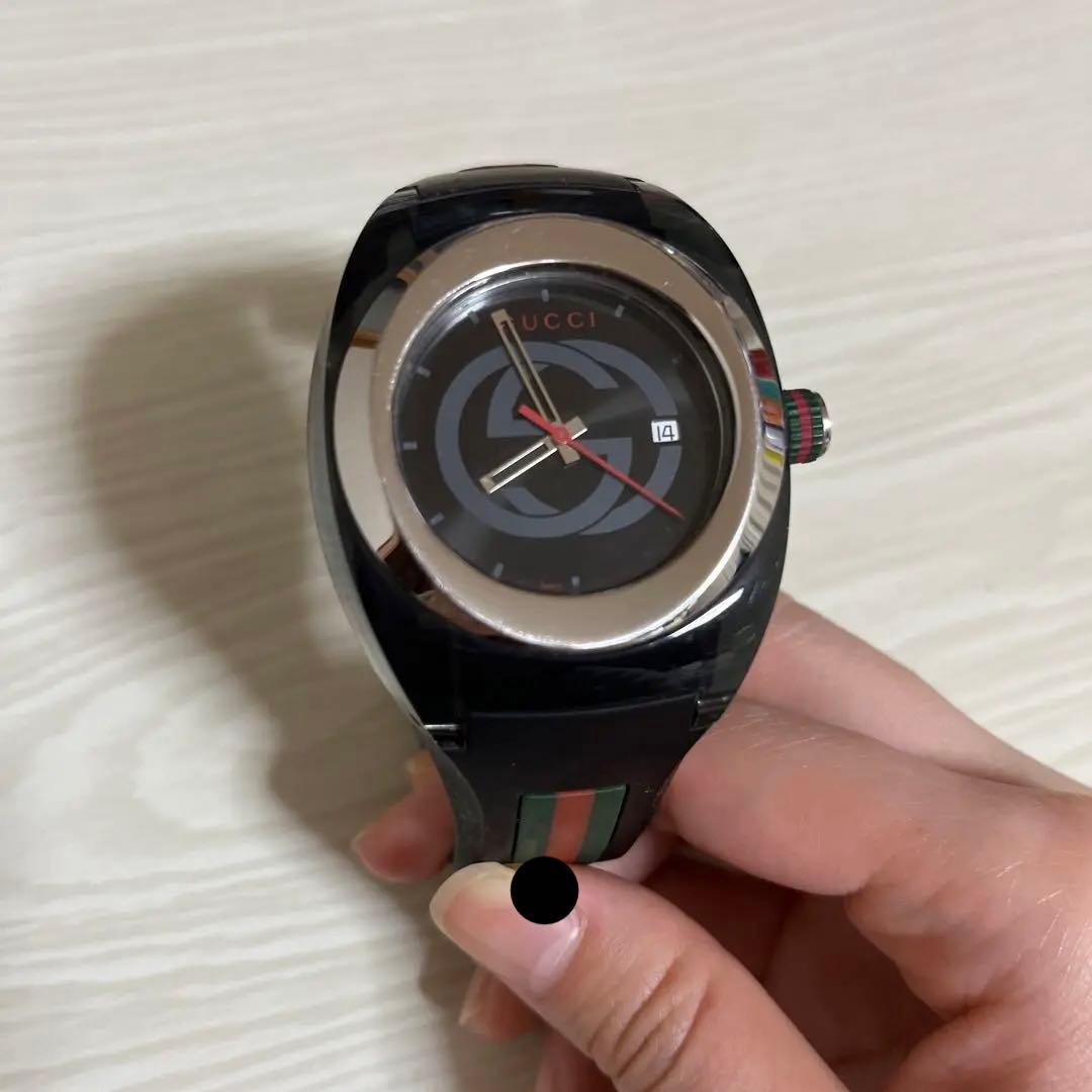 GUCCI ブラック ラバーベルト破損 黒 メンズ シェリーライン 時計