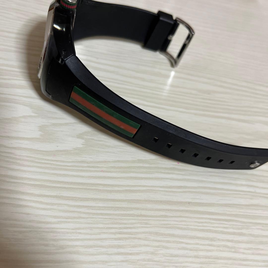 GUCCI ブラック ラバーベルト破損 黒 メンズ シェリーライン 時計