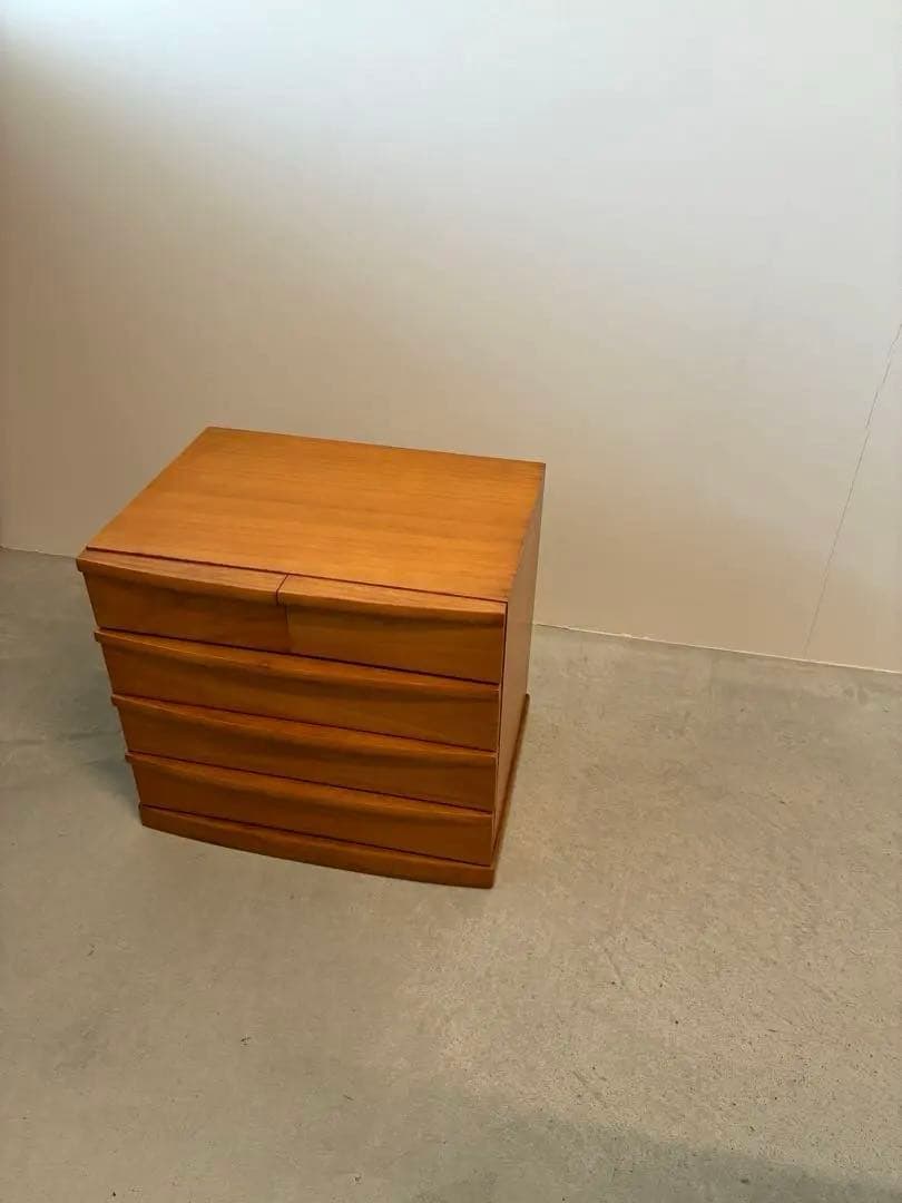 ビンテージ　引き出し収納　チェスト　北欧　ミッドセンチュリー　古道具