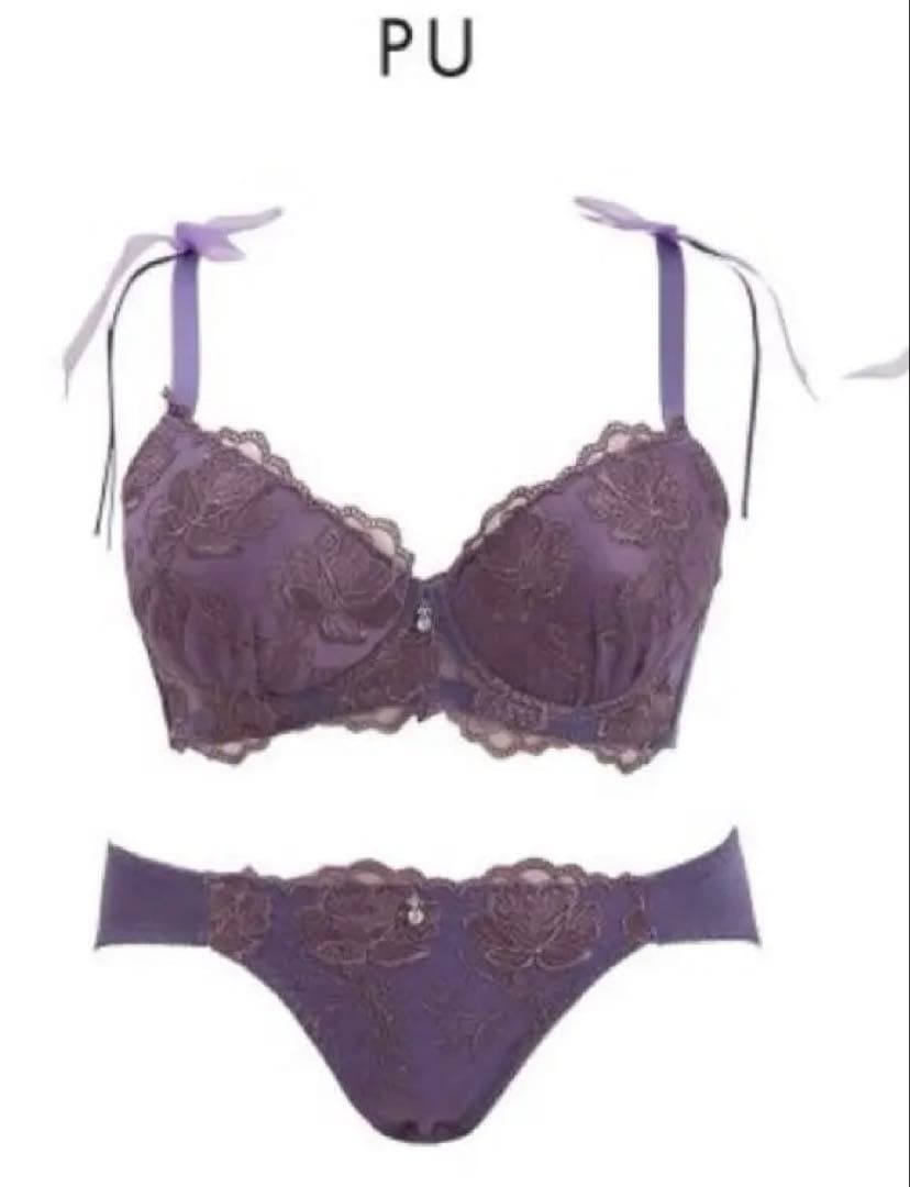 グラマーさんにも✨️♥️ストリングリリーブラショーツセット★パープル