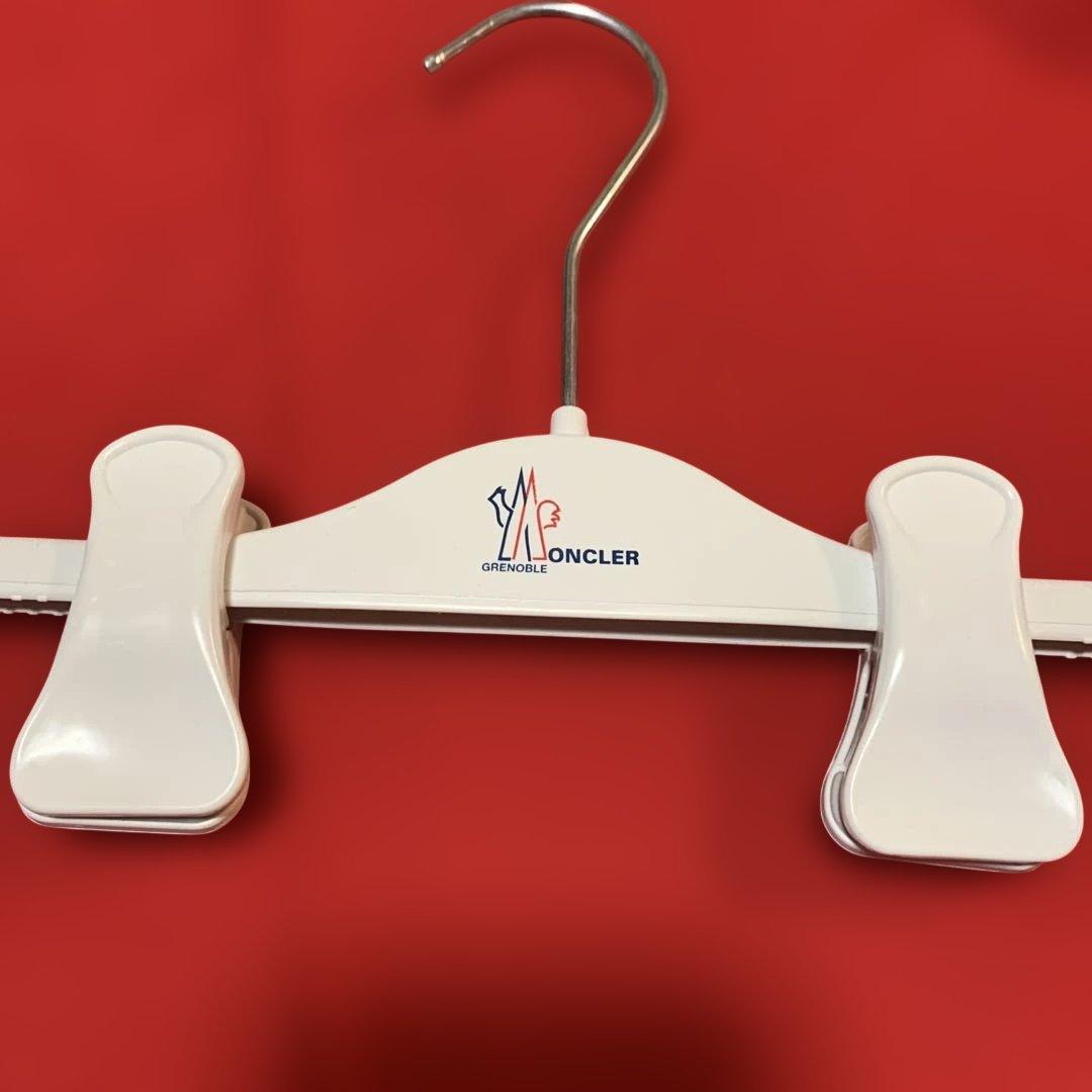 Moncler ホワイトハンガーセット 10本 + パンツハンガー1本
