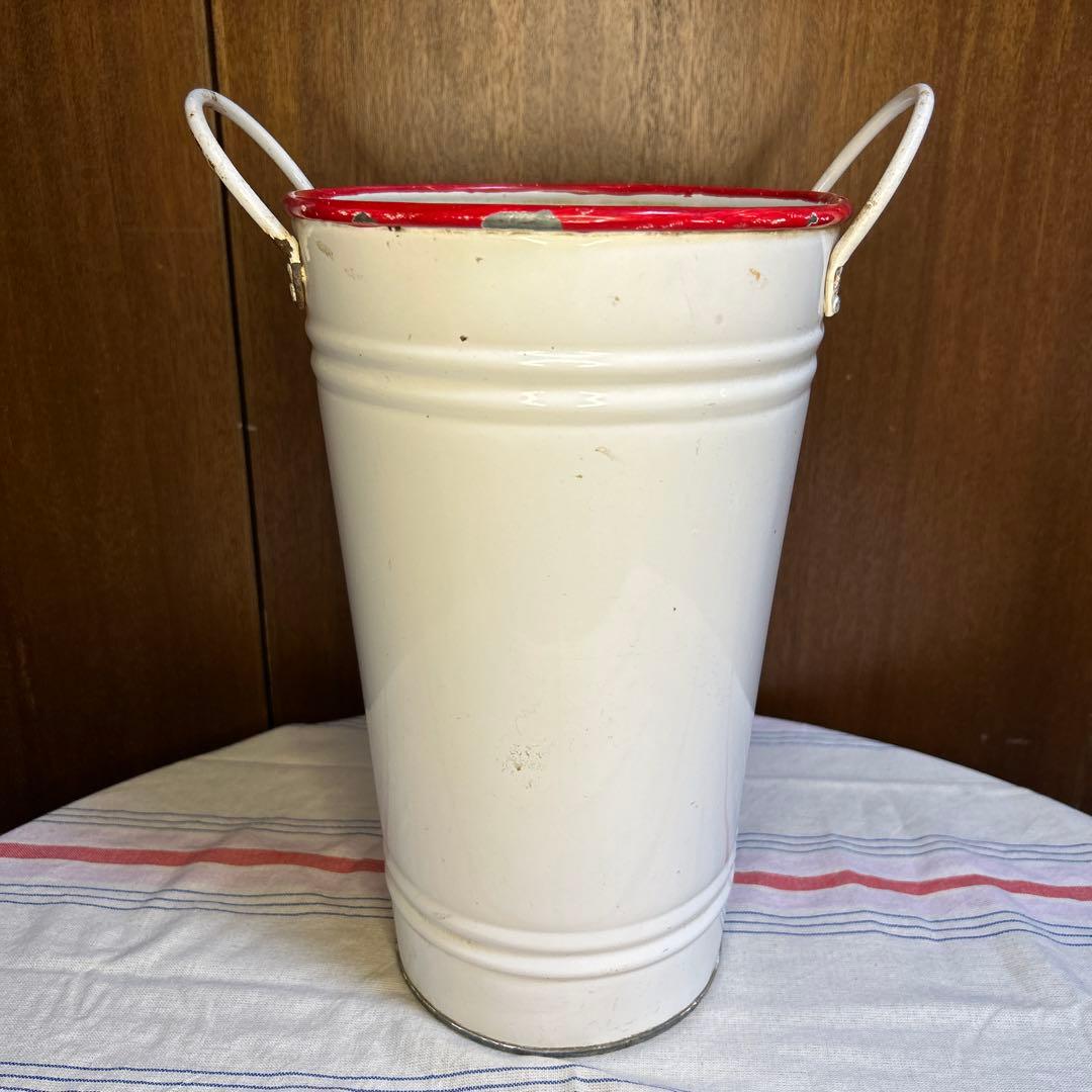 レアイギリスアンティーク　ホーロー花桶/水入れ/バケツ　クリームホワイトに赤縁取