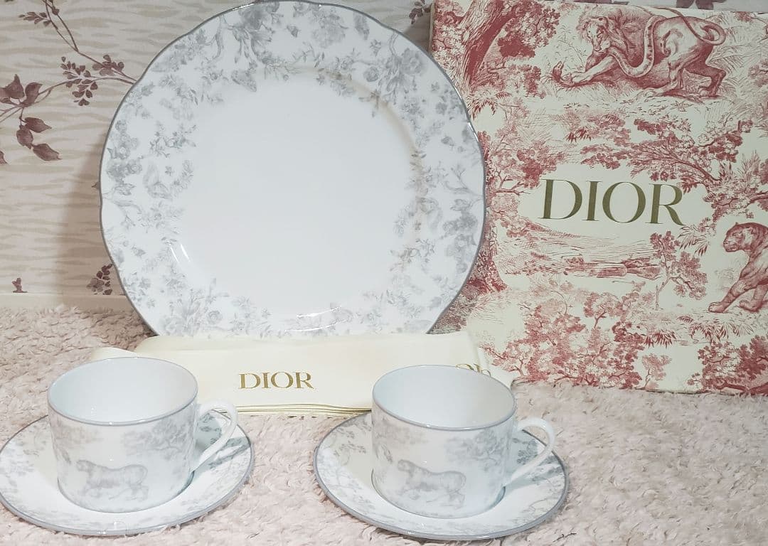【未使用】ディオール トワルドゥジュイカップソーサー2客 27cmプレートセット