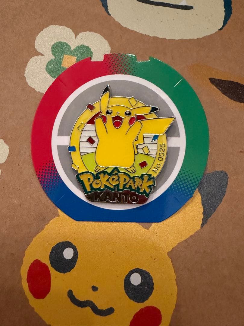 ま*ゆ様 ポケパーク ピカチュウ ピンバッジ