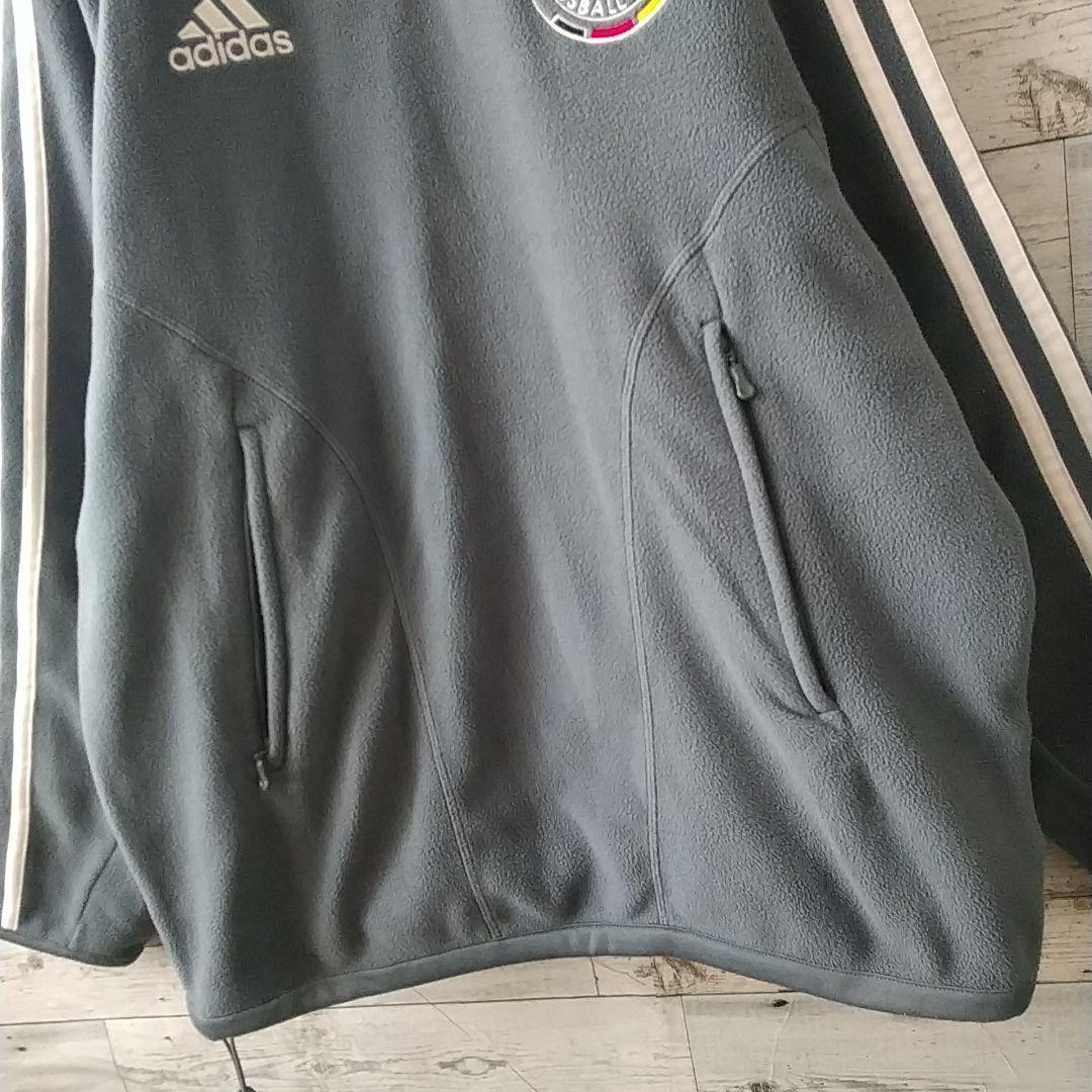 使用感少☆アディダス ドイツ代表 刺繍 エンブレム ハーフジップ フリース M