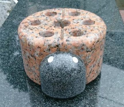 傘立て(石製品) 赤御影・黒御影石 【umbrella stand】