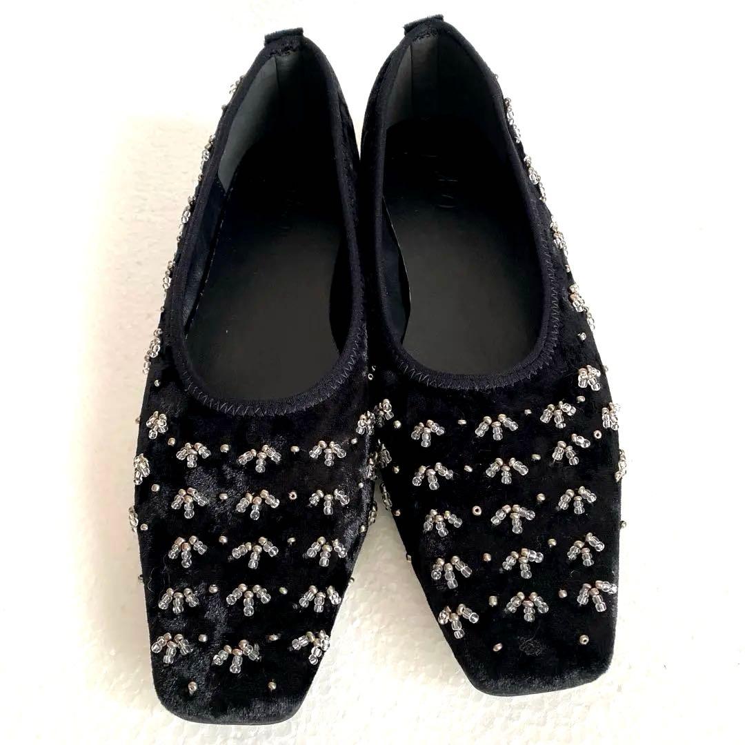 未使用品❣️ビジュー付きベルベットフラットシューズLサイズ
