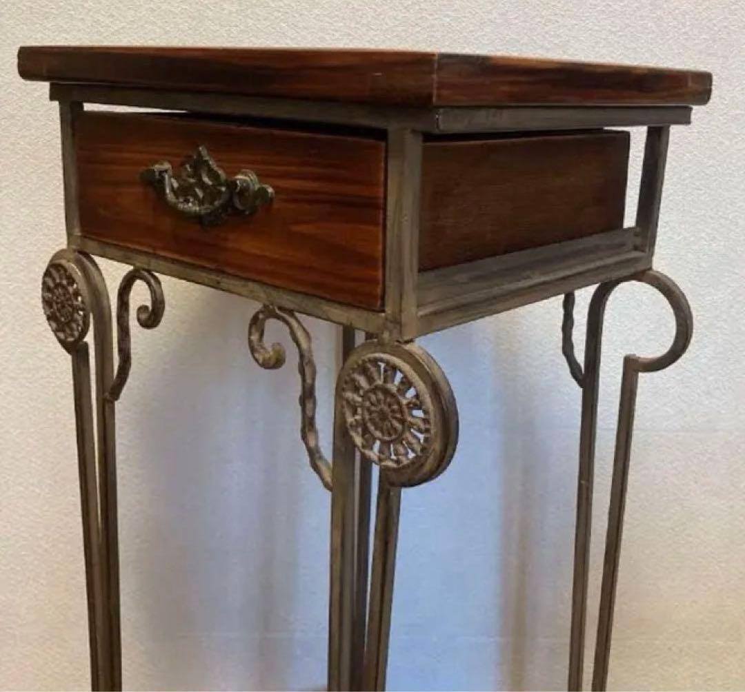 アンティーク　アイアン　ヴィンテージ　飾り棚　花台