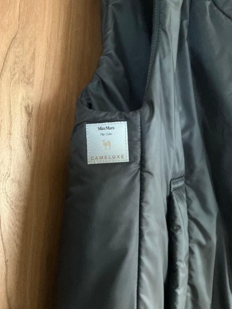 本日限定値下げ！Max Mara The Cube Greengo ベスト