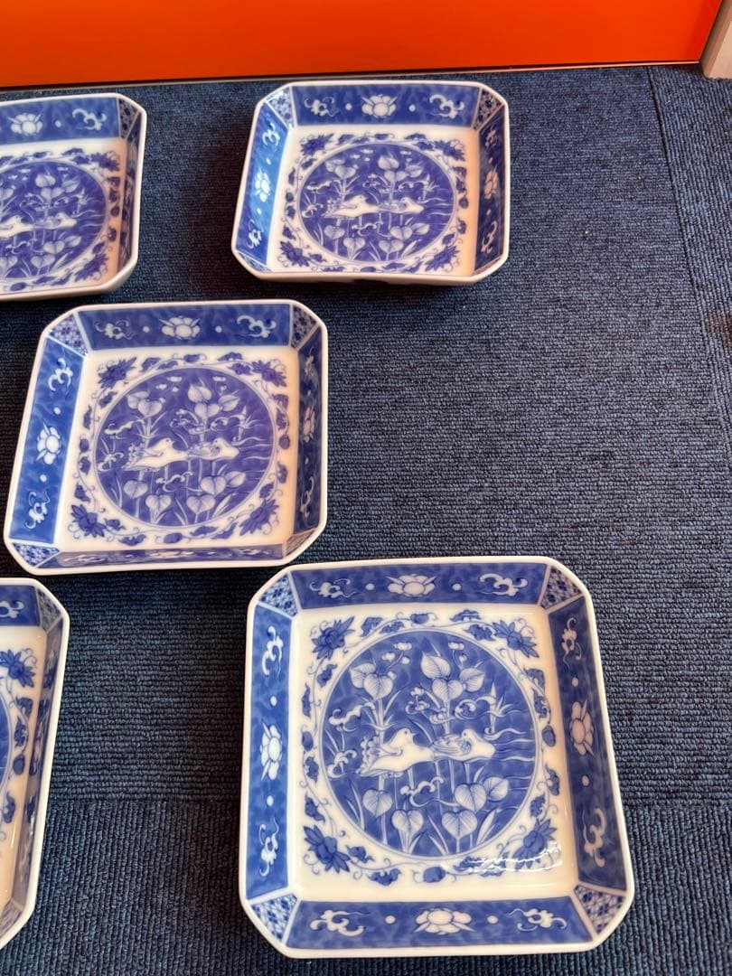 1039  深川製磁　時代物　角皿セット 染付オシドリ  5客　古美術品　未使用
