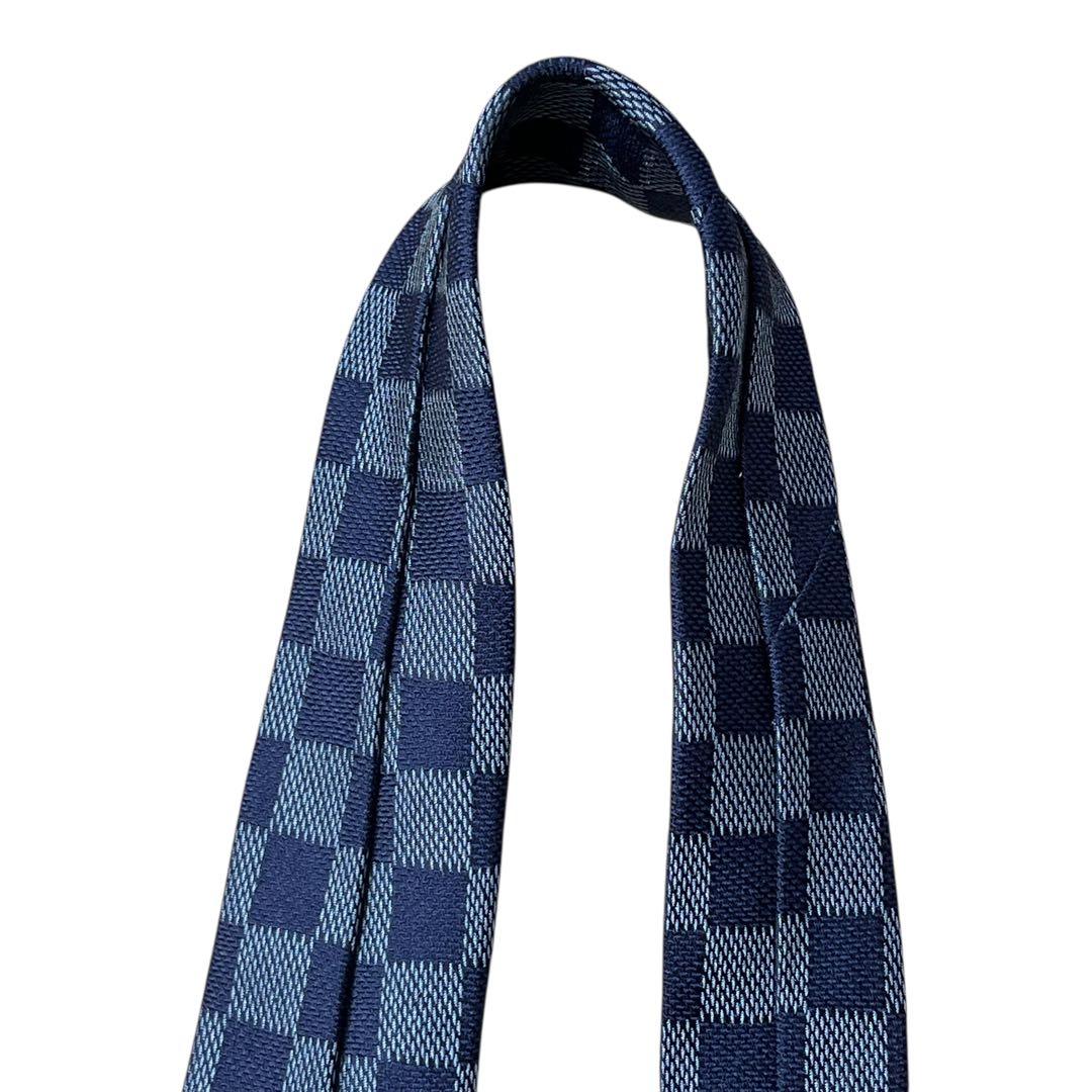 美品　ルイヴィトン　ダミエ　高級ネクタイ　ネイビー　青　現行タグ　イタリア製