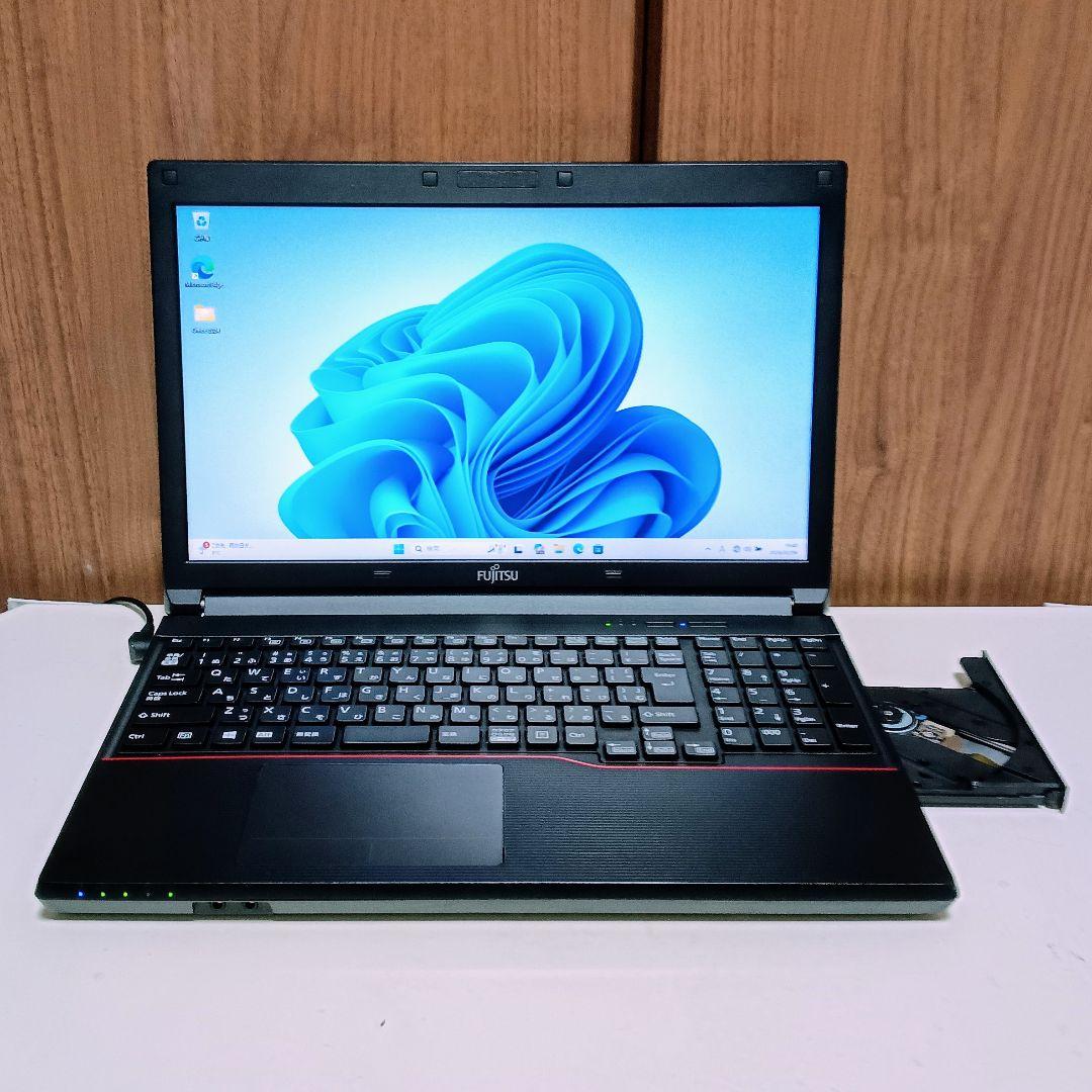 FUJITSU LIFEBOOK Corei5 メモリ8GB SSD256GB