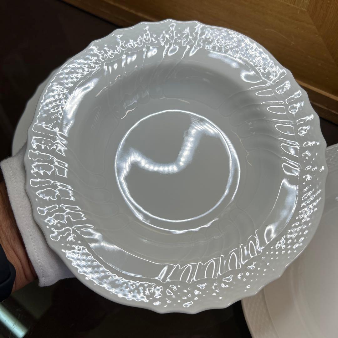 リチャードジノリ　ベッキオホワイト　ディナープレートとパスタプレート　各２枚