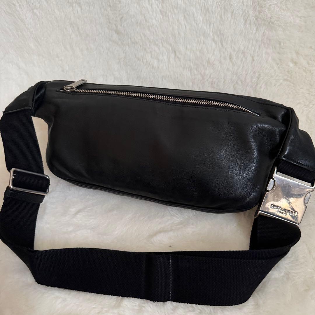 サンローラン　ボディバッグ　ウエストポーチ　レザー　黒
