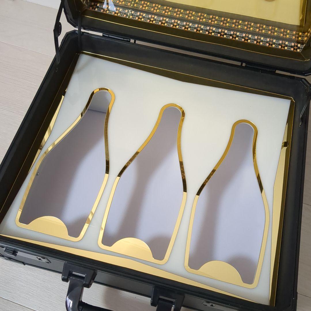 未使用品】アルマンド シャンパン アタッシュケース 3本収納 クラブ キャバクラ