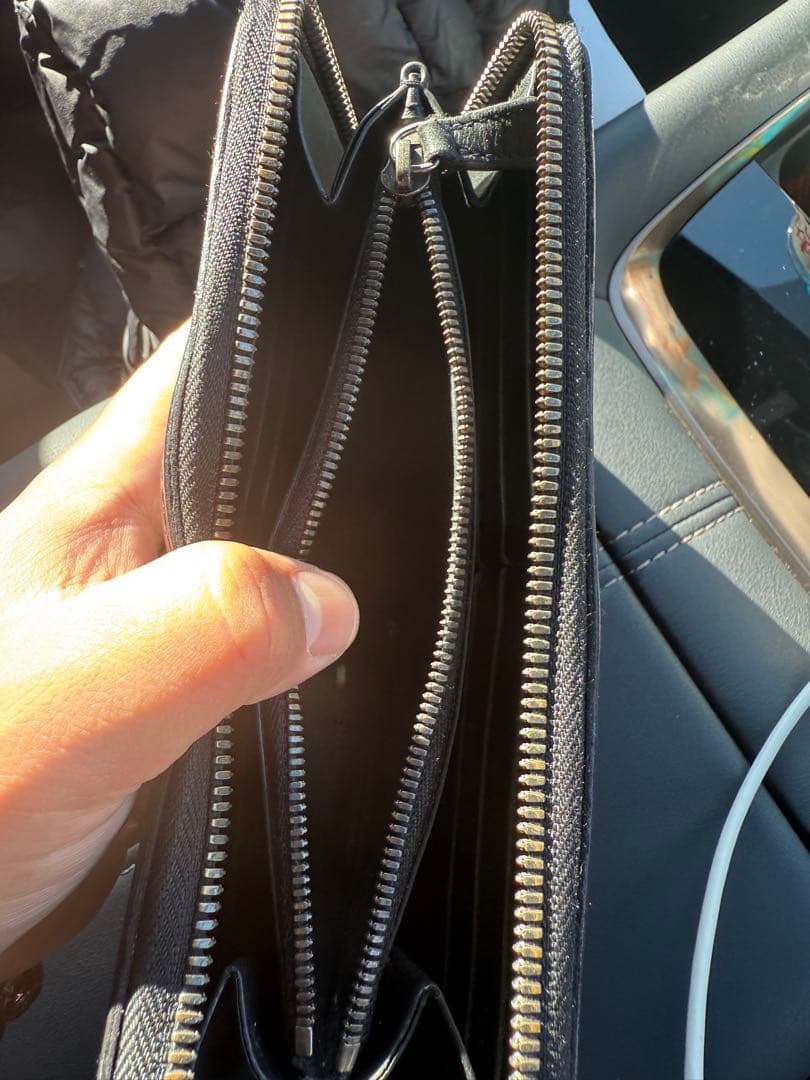 ベルルッティ長財布　銀文字‼️再出品