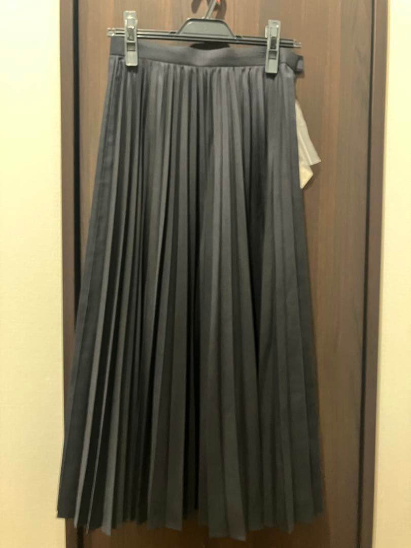 エンフォルド　プリーツスカート　ネイビー紺色